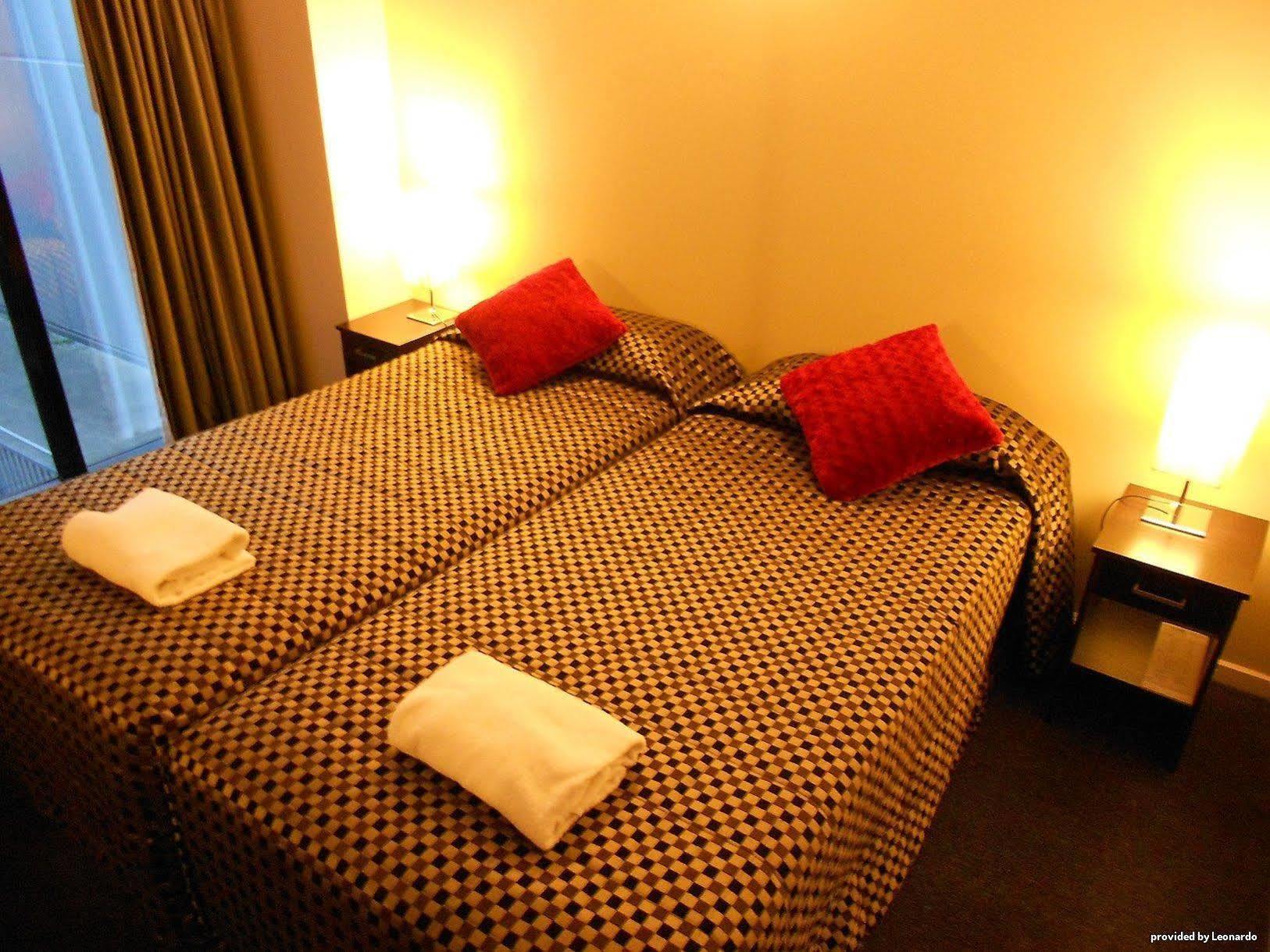 Riverside Apartments Мельбурн Номер фото